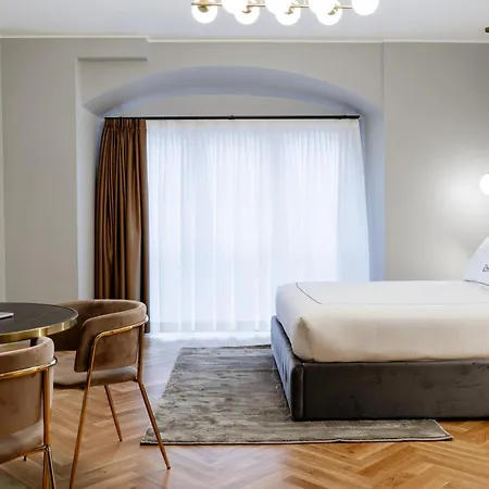 Prestige Boutique - Piazza Duomo 2 Mailand