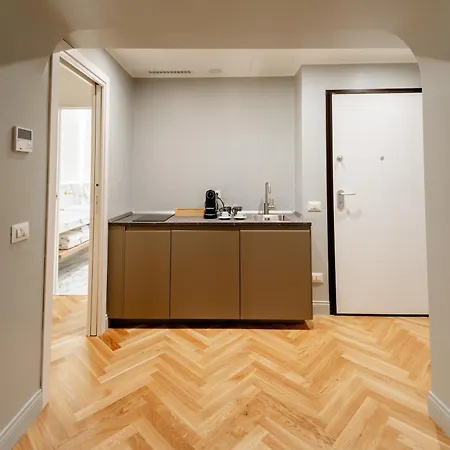 Apartment Prestige Boutique - Piazza Duomo 2 3*