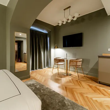 Prestige Boutique - Piazza Duomo 2 Apartment