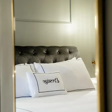 Prestige Boutique - Piazza Duomo 2 Apartmán 3*