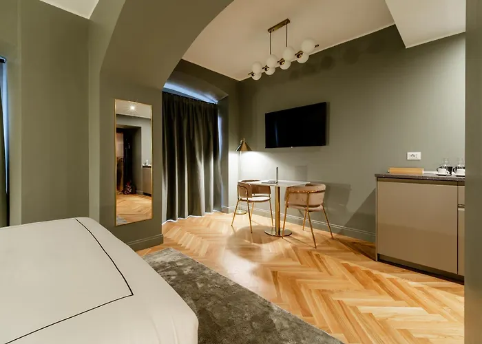 Prestige Boutique - Piazza Duomo 2 Apartment