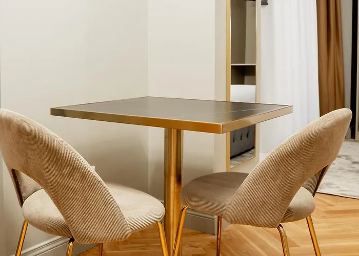 Prestige Boutique - Piazza Duomo 2 Apartment 3*